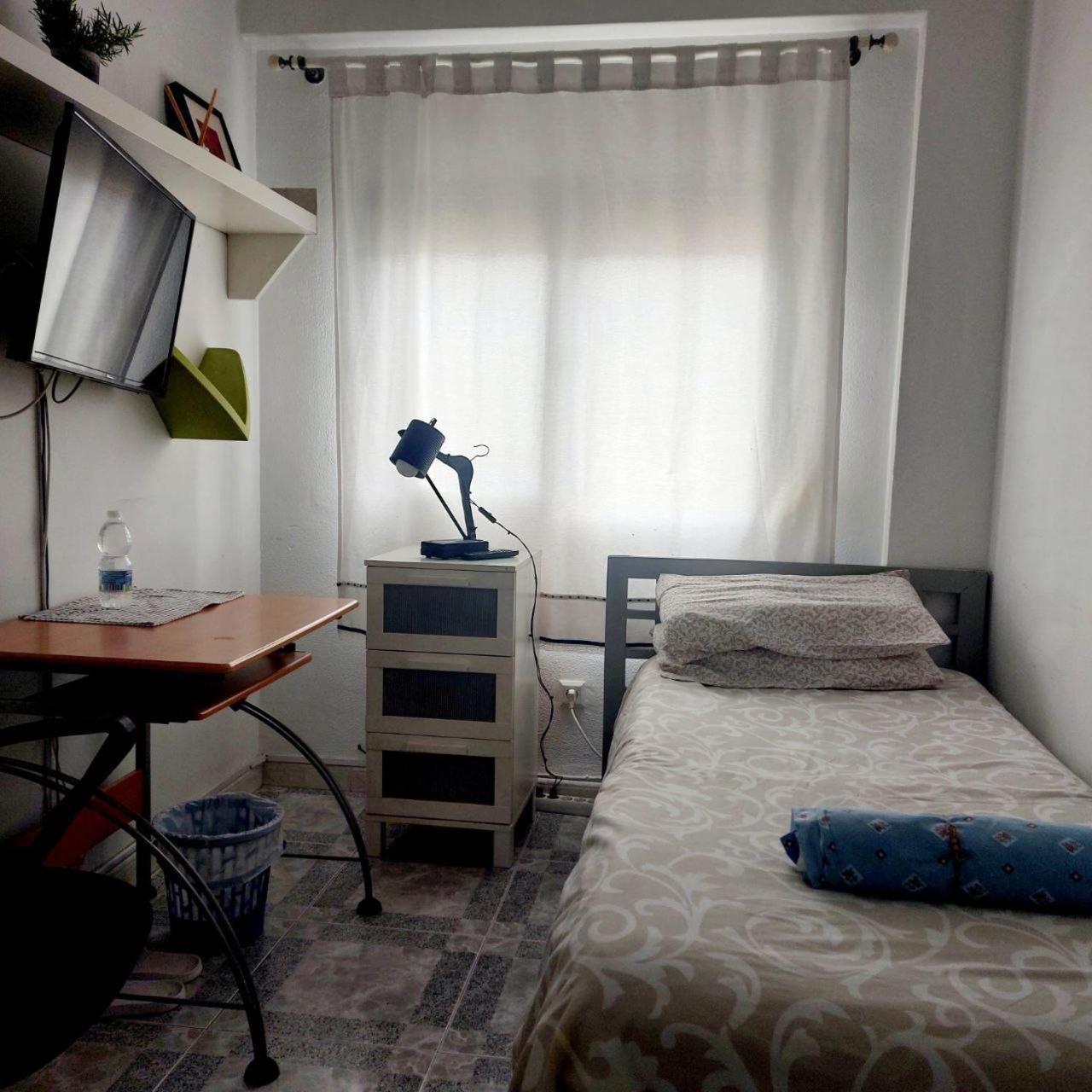 Habitaciones Green Door B&B Camas Exterior foto